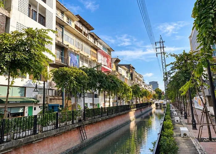 Samata By Canal Old Town Bed & Breakfast Bangkok